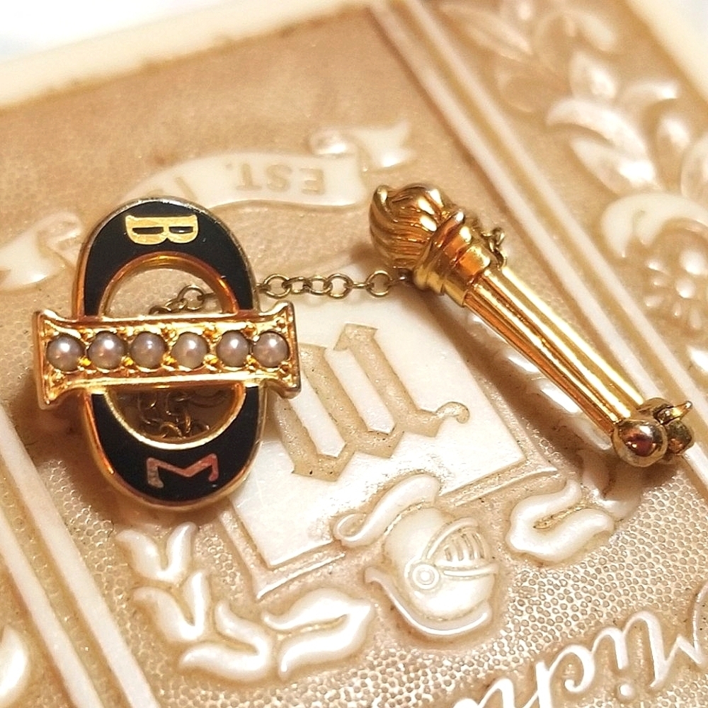 Beta Sigma Phi 1930s Genuine Seed Pearl Gold Filled Pin